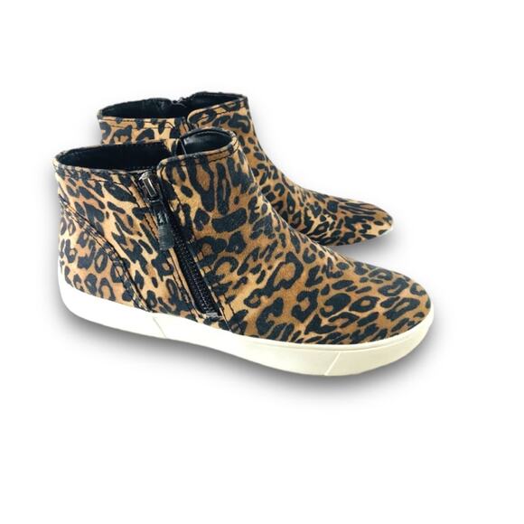 NATURALIZER Leopard Print Fabric Booties NWOT  7M - Picture 1 of 11